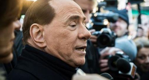 Berlusconi contro M5S: 