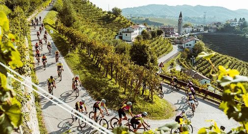 Valdobbiadene, in 2.500 per la Prosecco Cycling