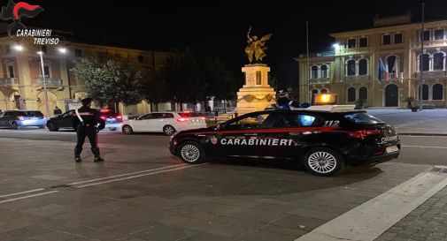 I Carabinieri in centro a Mogliano