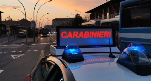 Treviso, lo fermano per un controllo, esibisce una patente tarocca: denunciato