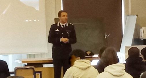 Bullismo, social e incidenti: i Carabinieri incontrano gli studenti di Vittorio Veneto