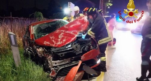 Esce di strada con l'auto e rimane incastrato: l'allarme nella notte a San Fior