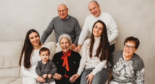 Giovanna Introvigne e famiglia