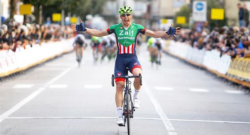 Ciclismo / Bevilacqua finisseur a Mareno