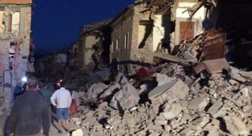  Forte terremoto in Centro Italia, diversi morti, città distrutte