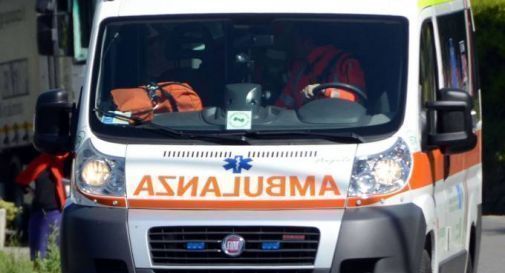 Bimbo di un anno e mezzo travolto e ucciso da un furgone in manovra
