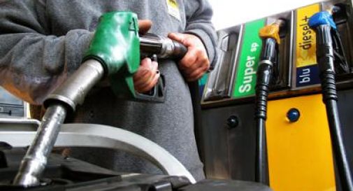 Carburanti, schizzano i prezzi