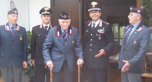 Carabinieri in festa: Bonato compie 102