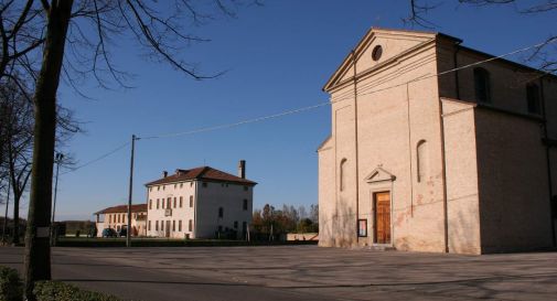 Operai al lavoro tra Busco e San Nicolò