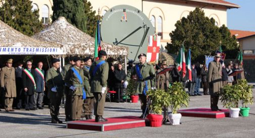 Al 7° Reggimento Trasmissioni cambio del Comandante