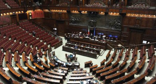 Decreto Aiuti, il Governo ottiene la fiducia alla Camera: 410 sì