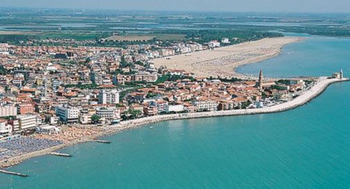 Turista muore in spiaggia a Caorle