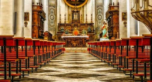 In chiesa con un chilo di marijuana