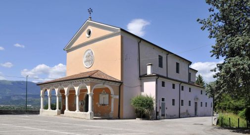 Ladri in chiesa, spariscono anche le reliquie