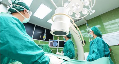 Ospedale di Treviso, tecnica innovativa per trattare i tumori del colon