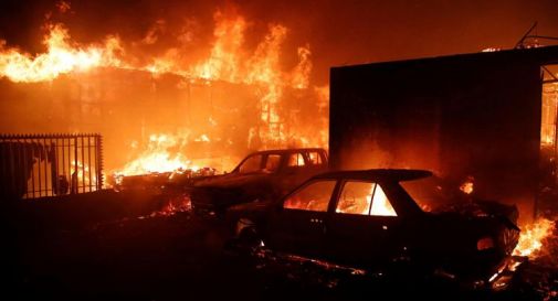 Cile devastato dagli incendi, 51 morti