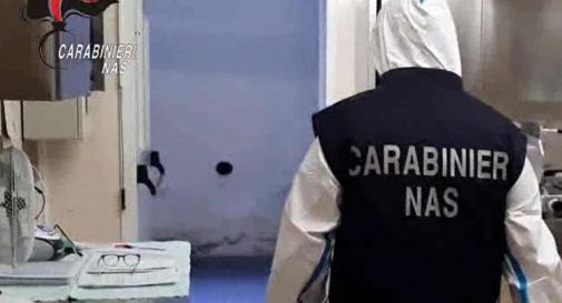 Infermiera ubriaca cade su un 91enne, denunciata 