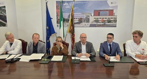 Influenza, al via la campagna vaccinale: pronte quasi 150mila dosi Influenza, al via la campagna vaccinale: pronte quasi 150mila dosi