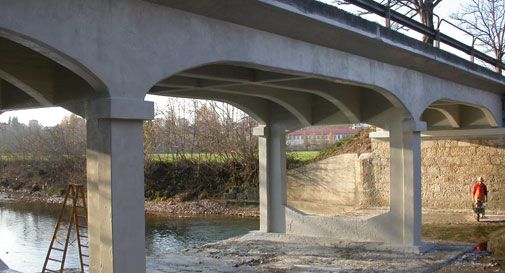 A nuovo il ponte sul Soligo a Sant'Anna