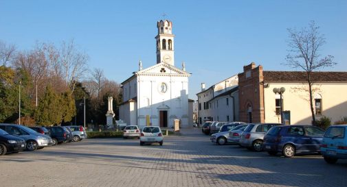 la chiesa di Dosson