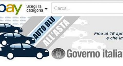 Auto blu all'asta su eBay