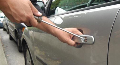 Castelfranco, lo fermano al volante di un'auto rubata questa estate