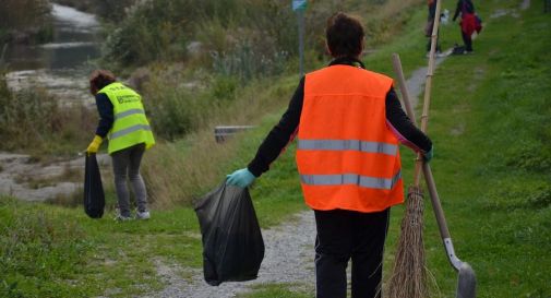 Dal parco Fenderl al giardino segreto: volontari ripuliscono la città