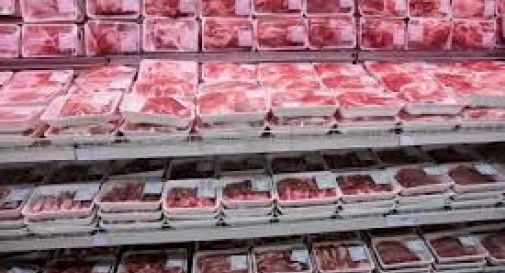 Ruba carne al supermercato: 3 mesi di carcere