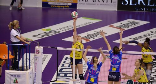 una fase di gioco di stasera (foto Imoco volley)