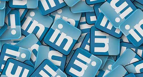 Trovare lavoro su Linkedin: come gestire il profilo e reperire informazioni sulle aziende