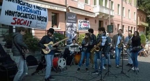 Liceo musicale, flash mob contro i tagli  