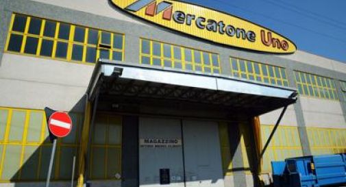 Mercatone Uno fallisce. I lavoratori lo scoprono su Facebook