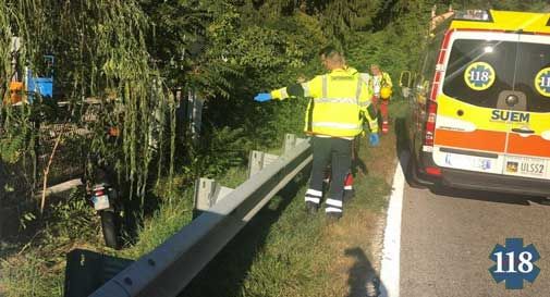 Vittorio Veneto: 20enne si schianta in moto e vola oltre il guard rail