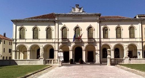 Castelfranco, venerdì consiglio comunale 