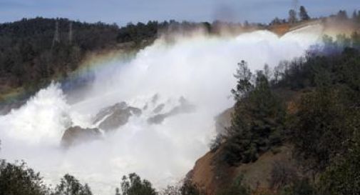 Diga Oroville, stop evacuazione: 