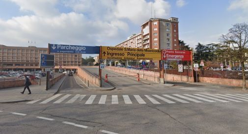 Bambina rischia di annegare nella vasca dei pesci a San Vito al Torre: salvata da un giovane vicino
