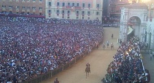 Palio di Siena, vince la contrada dell'Oca