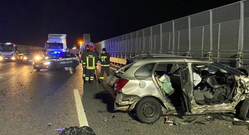 Carambola di auto sul Passante, un ferito 