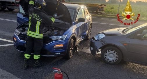 Schianto all'ingresso dell'autostrada