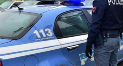 Uccide la moglie e ferisce la figlia che cercava di difenderla