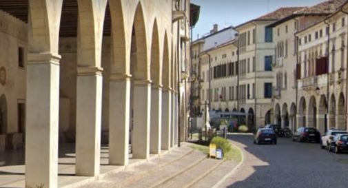 Erano davanti al Duomo e provenivano da altri comuni