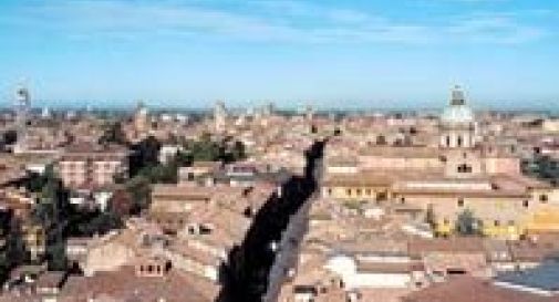 Visita alla figlia prima dell’operazione, muore nella stanza d’albergo