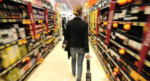 L'inflazione vola, + 5,7% su base annua: mai così dal 1995