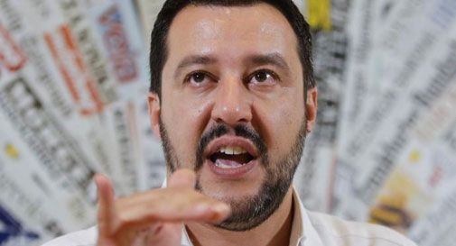 Salvini cerca sostenitori al Sud. La lega archivia la secessione