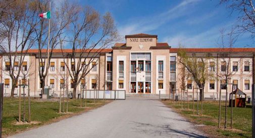 Esclusi dalla scuola perché stranieri, dopo le polemiche le porte si aprono anche per loro