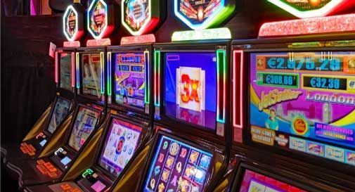 Quinto, ladri entrano nella sala slot e scappano con un bottino da duemila euro