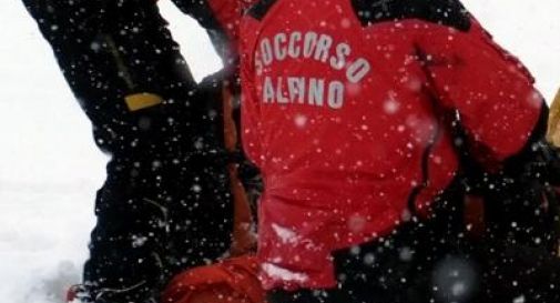 Tragedia a Sestriere, sbanda con gli sci: morto 31enne