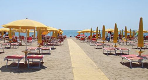 No alle donne: Jesolo, sotto minaccia, ci ripensa