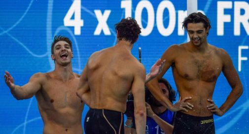 Europei nuoto, Italia oro nei 4x100 stile libero maschile