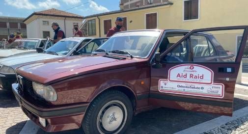 Cinque Alfa Romeo d’epoca in viaggio per aiutare i profughi ucraini